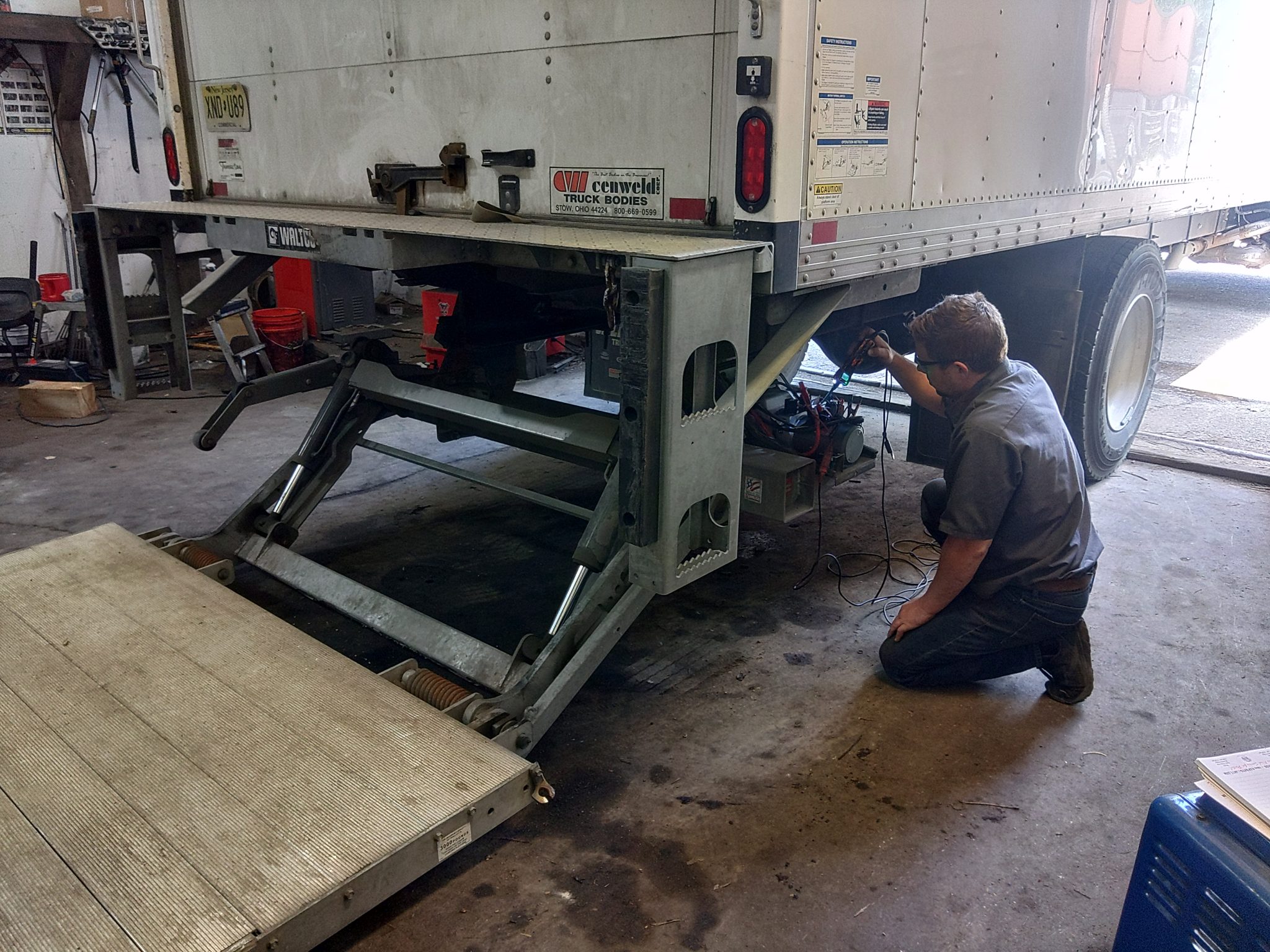 Lift Gate Repair - Kansas City Truck Repair